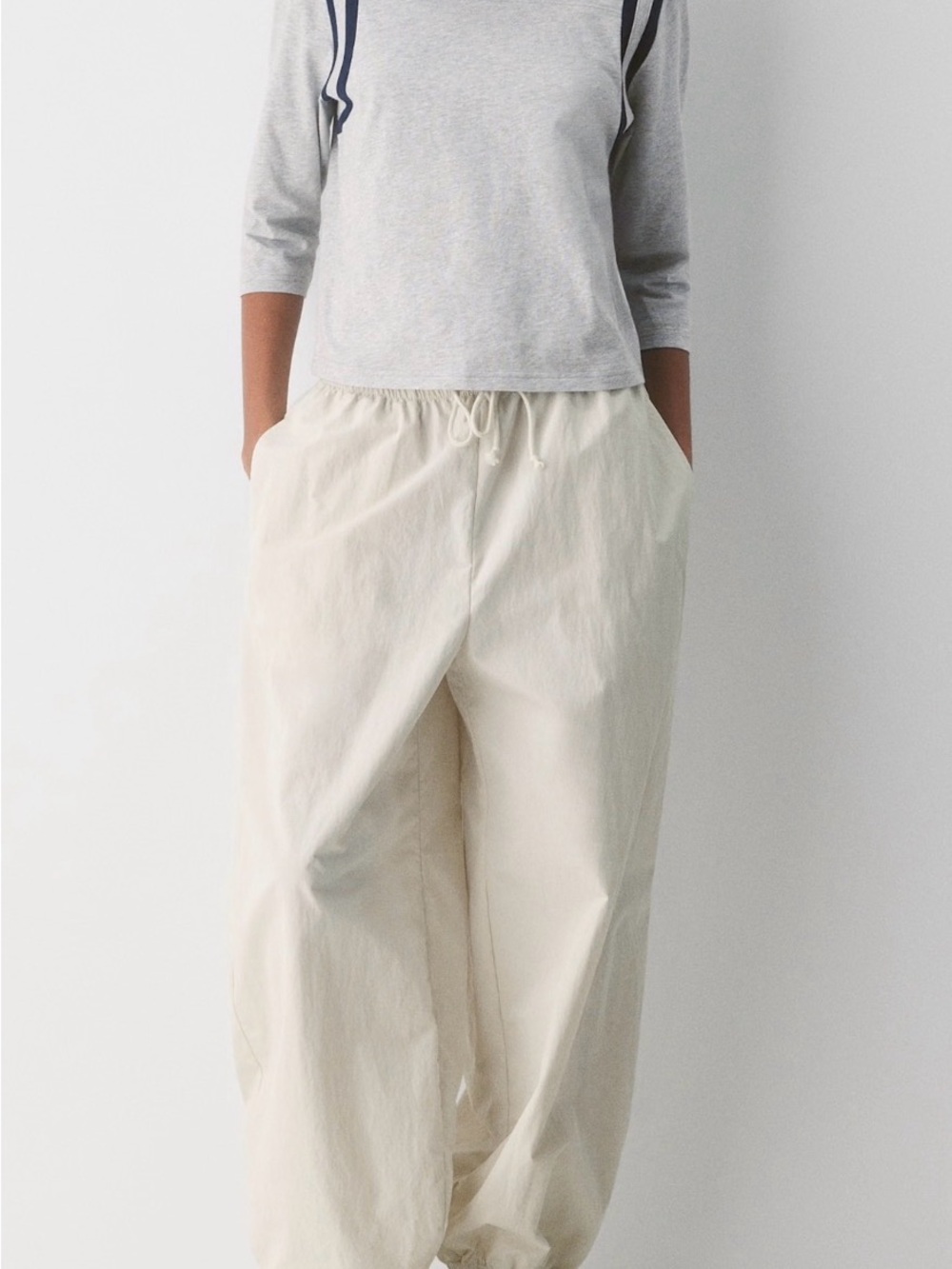 Aritzia TNA Reservoir Balloon Pant in Matte Pearl